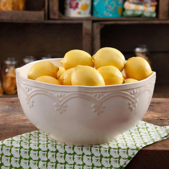 The Pioneer Woman Farmhouse Lace Linen 10-Inch Serving Bowl