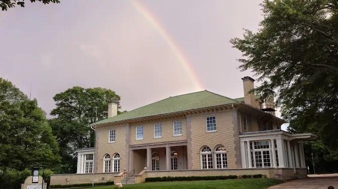 The Wedding Website of Mikaela Nutt and DJ Williamson