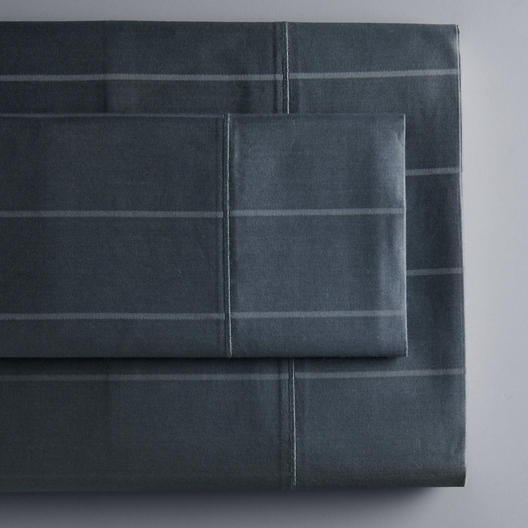 Simply Vera Vera Wang Supima Cotton 600 Thread Count Pillowcases - King - Indigo Stripe