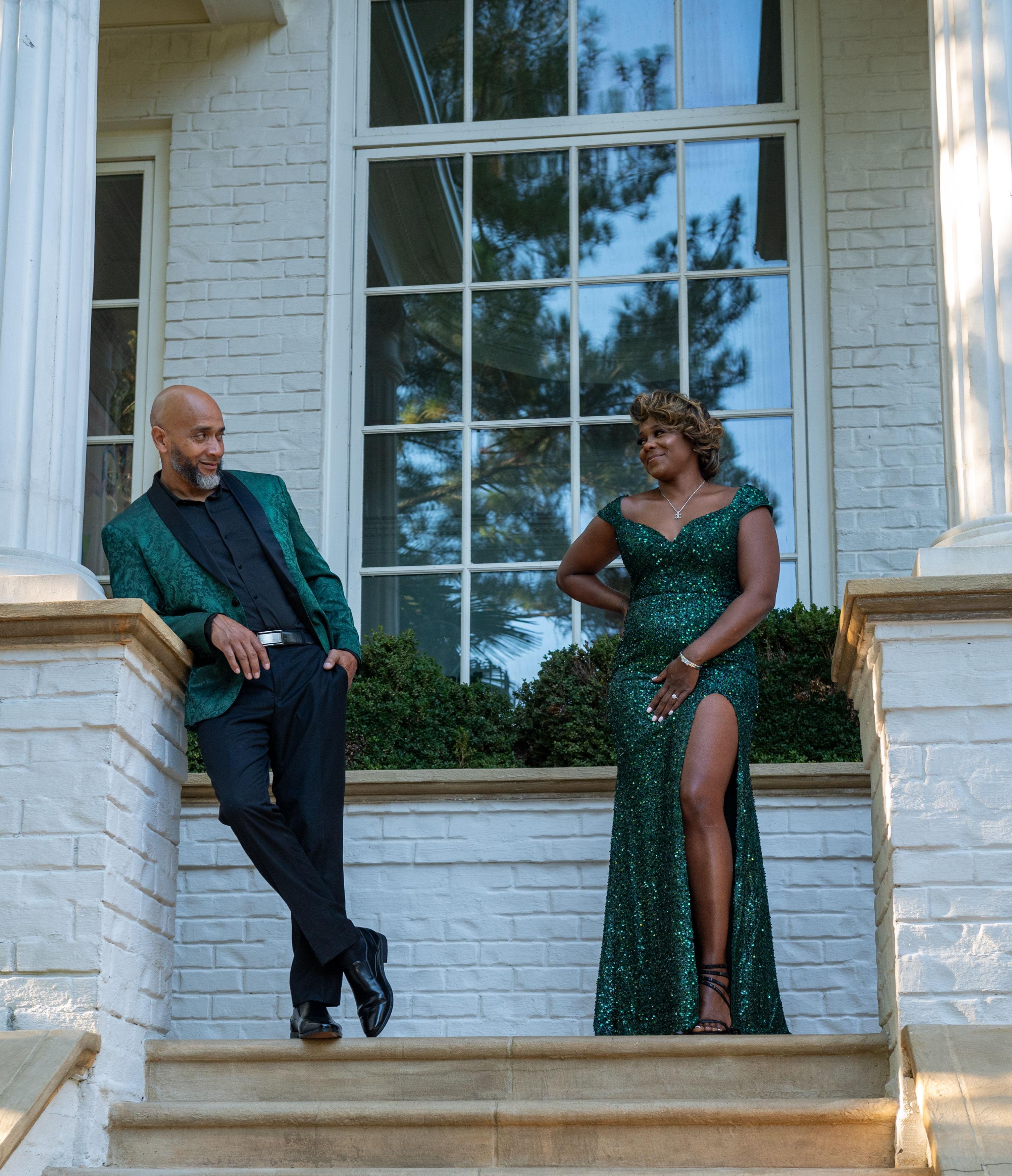 The Wedding Website of Veronica Madison and Larron Watson
