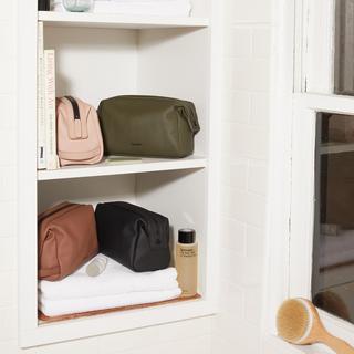 Hue Toiletry Bag