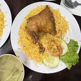 Cơm Gà Gia Vĩnh - Hoàng Diệu (Roasted chicken with crispy fried rice)
