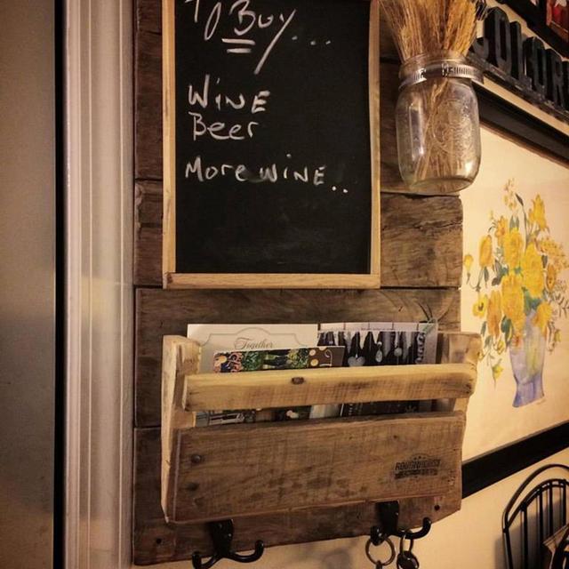 Country Reclaimed Mail Holder