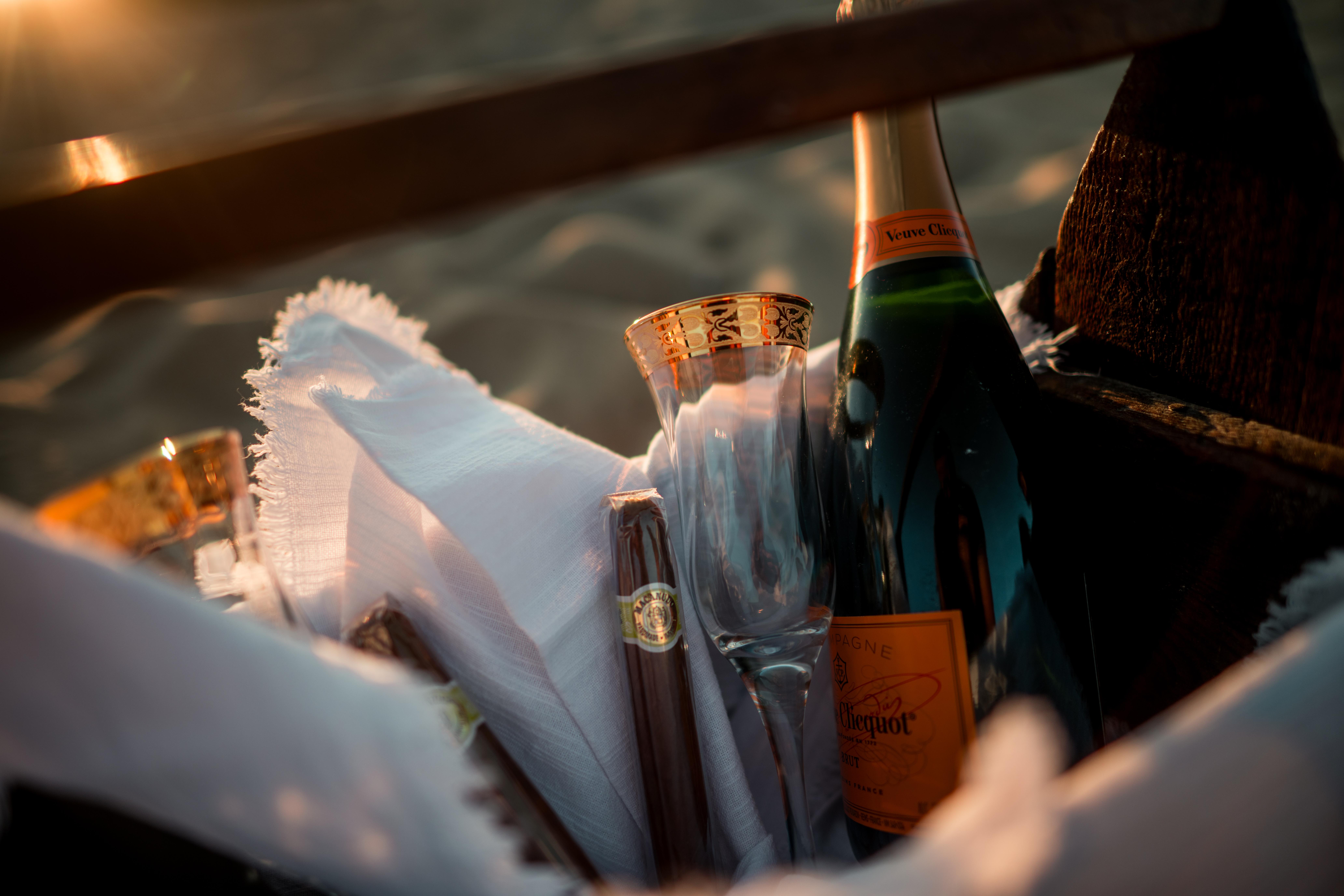The Wedding Website of Tiana Peña Colón and Joel Bierwert