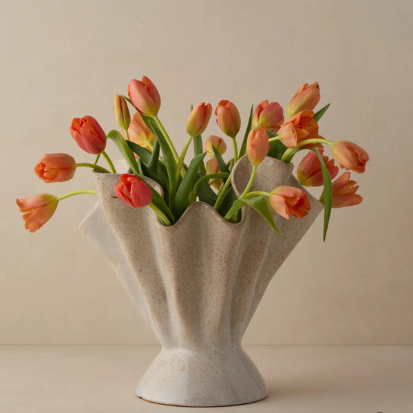 Darcia Vase