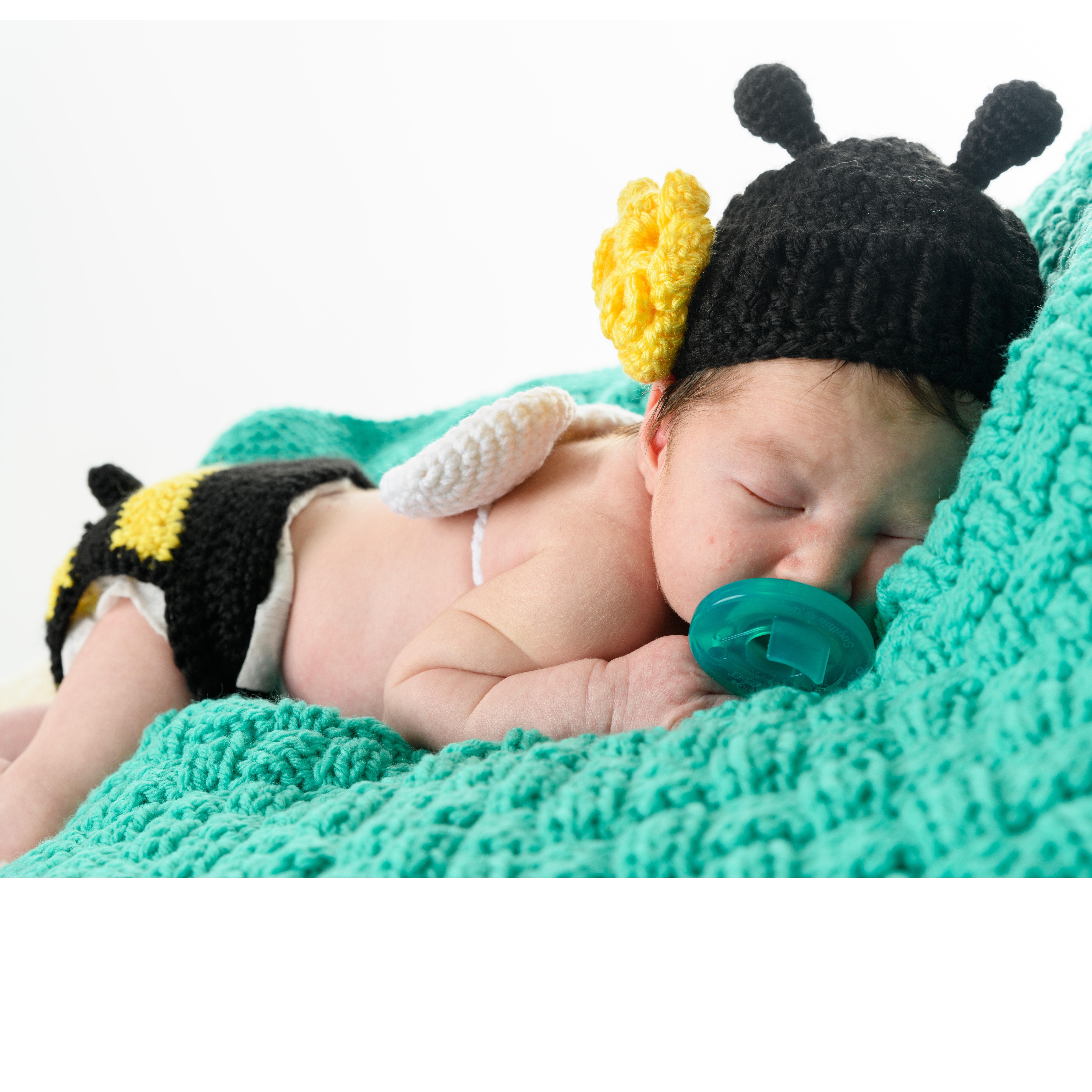 Evelynn newborn photo