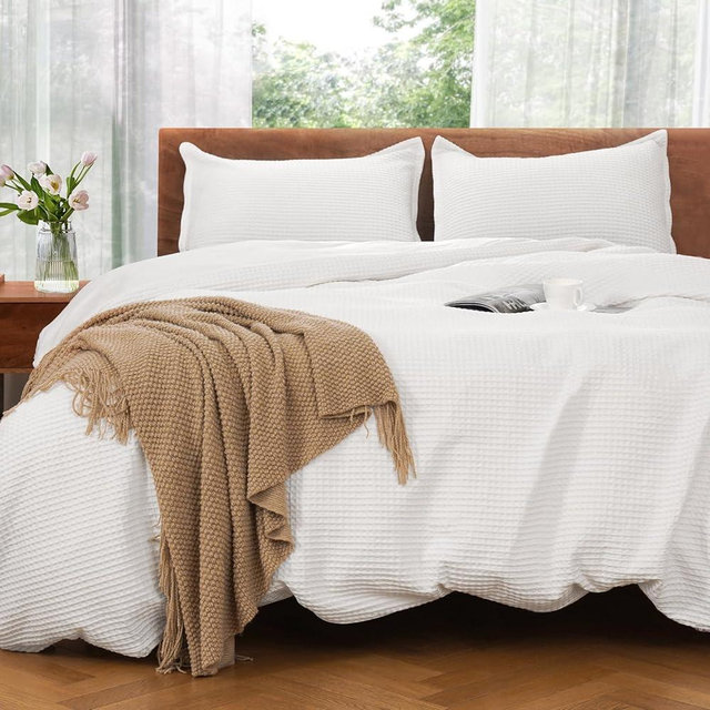 VALUXE Duvet Cover Set Queen Size 100% Cotton,White Waffle Weave Soft and Breathable 3 PCs Bedding Set (1 Duvet Cover and 2 Pillow Sham,Comforter Not Included)