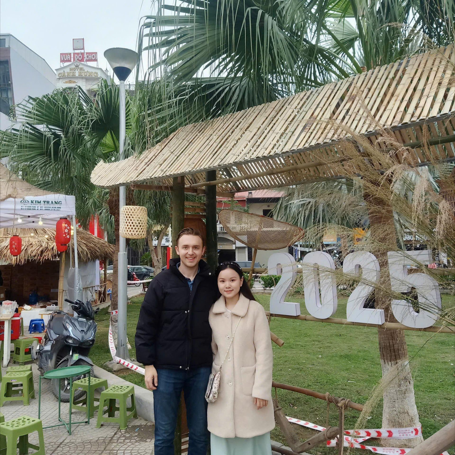 Warner proposes in Haiphong March 2025