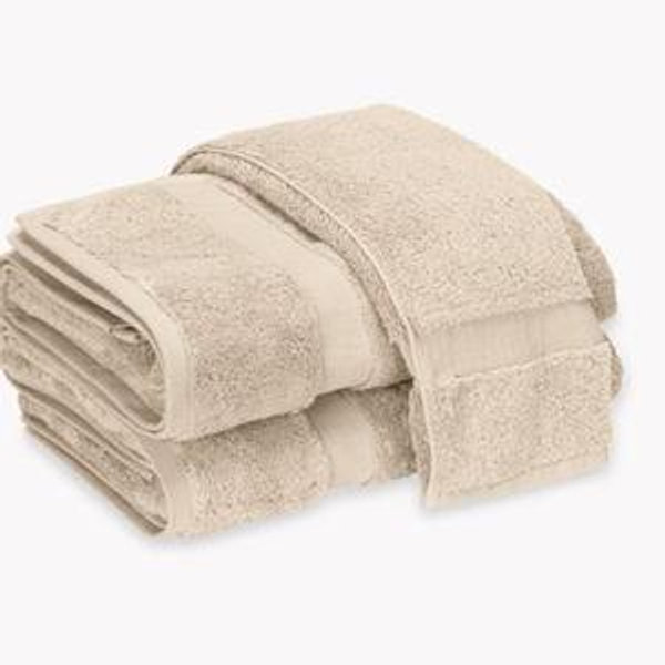 Lotus Hand Towels (Dune) | Matouk