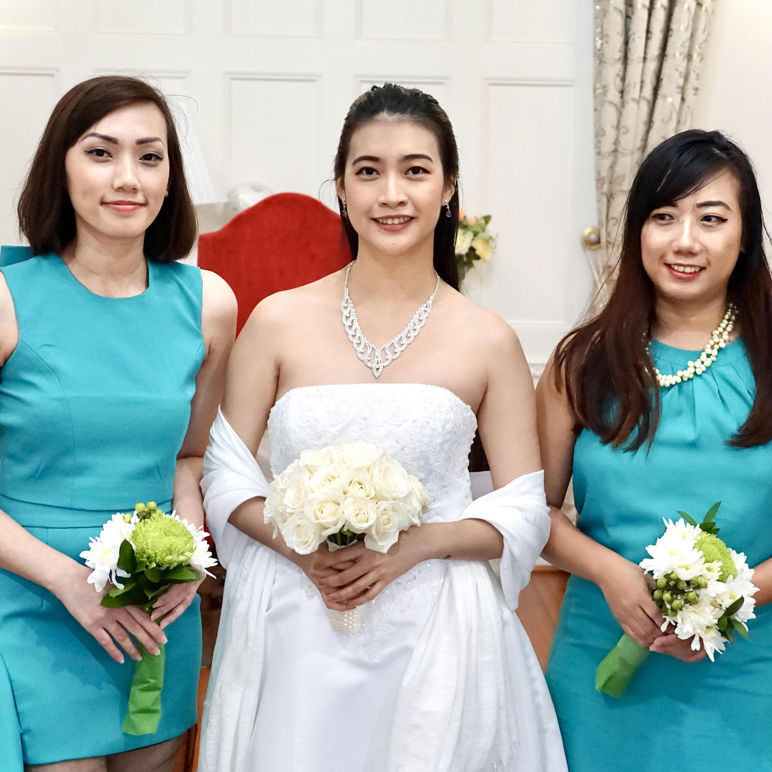 The Bridesmaids (Jaccia Lahpai,Helen Lahpai)