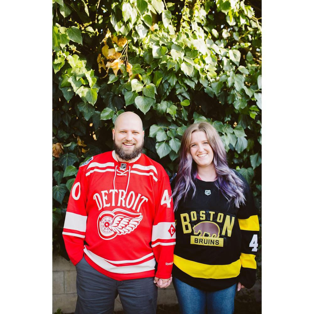 Gillian Bissonnette and John Lurie's Wedding Website, image size:1000x1000