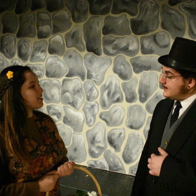 The flower girl and Dr. Watson. Sherlock Holmes 2018. 🌼 🔎