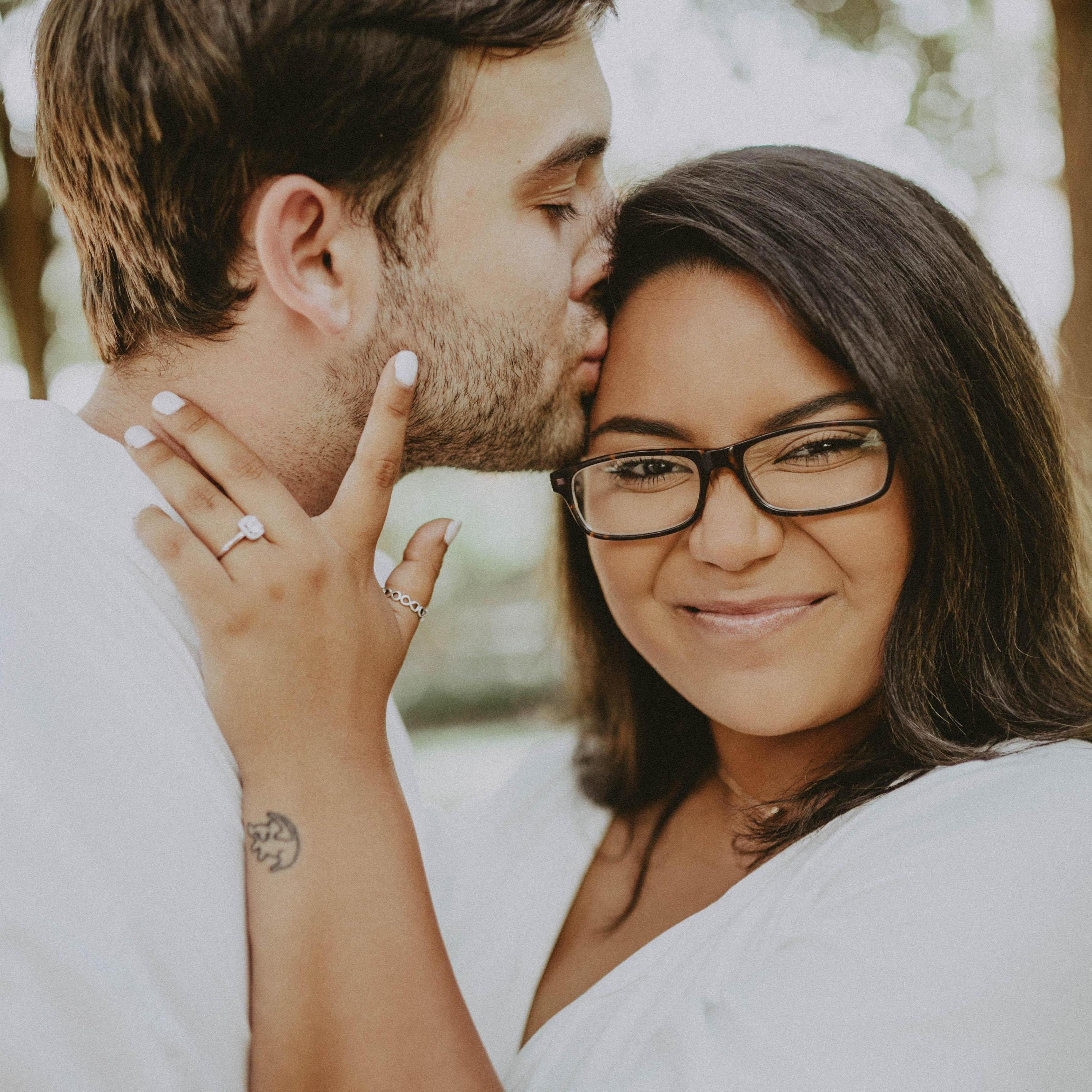 you will probs see the bride doing this nose scrunch many many times... I promise she is having fun!