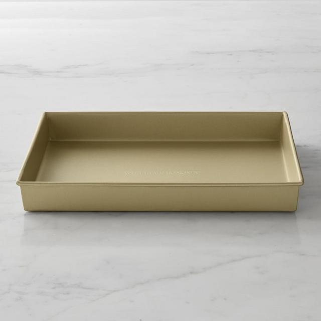 Williams Sonoma Goldtouch Nonstick Rectangular Cake Pan