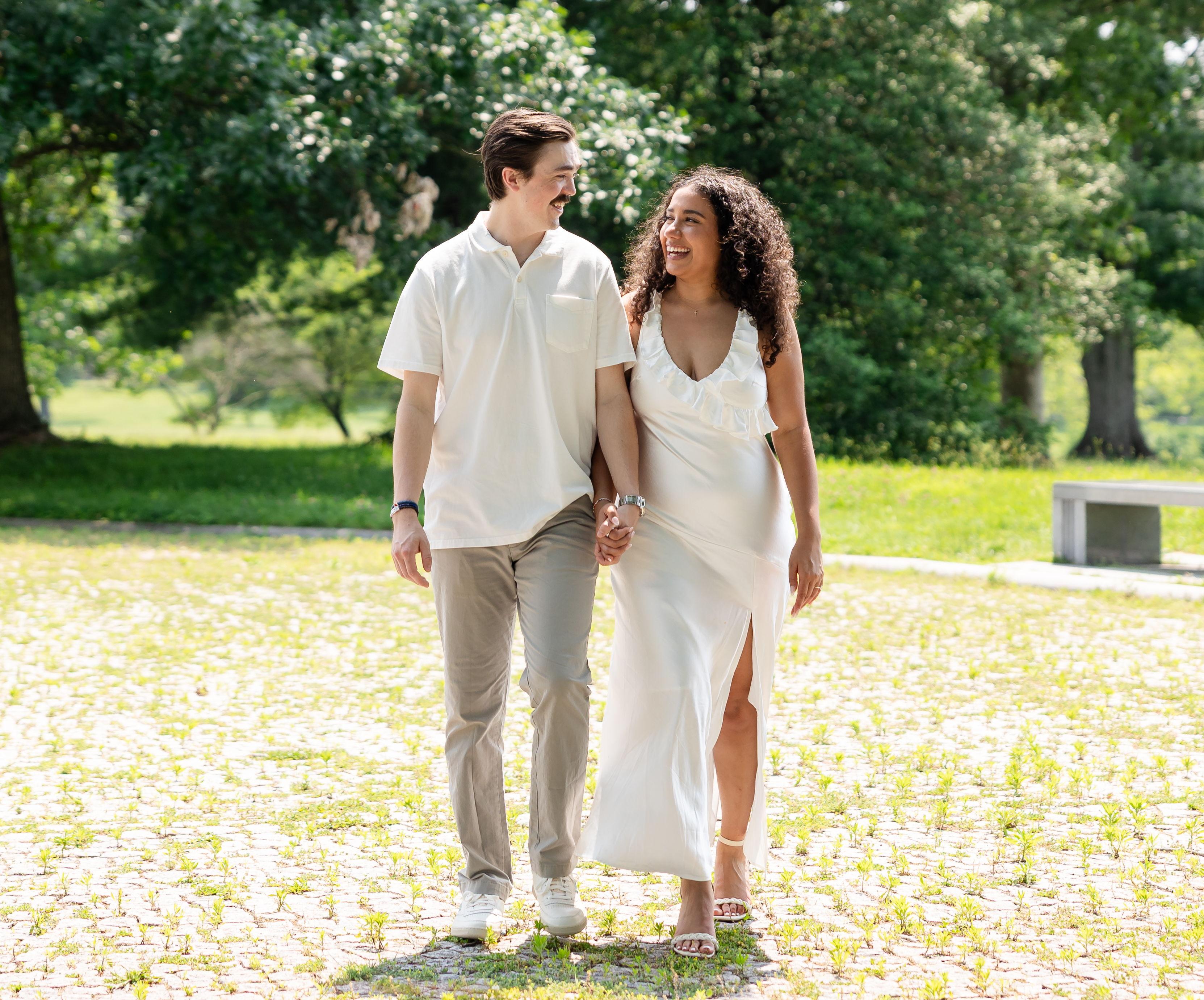 The Wedding Website of Jasmine Tabor and Henry Hutchinson