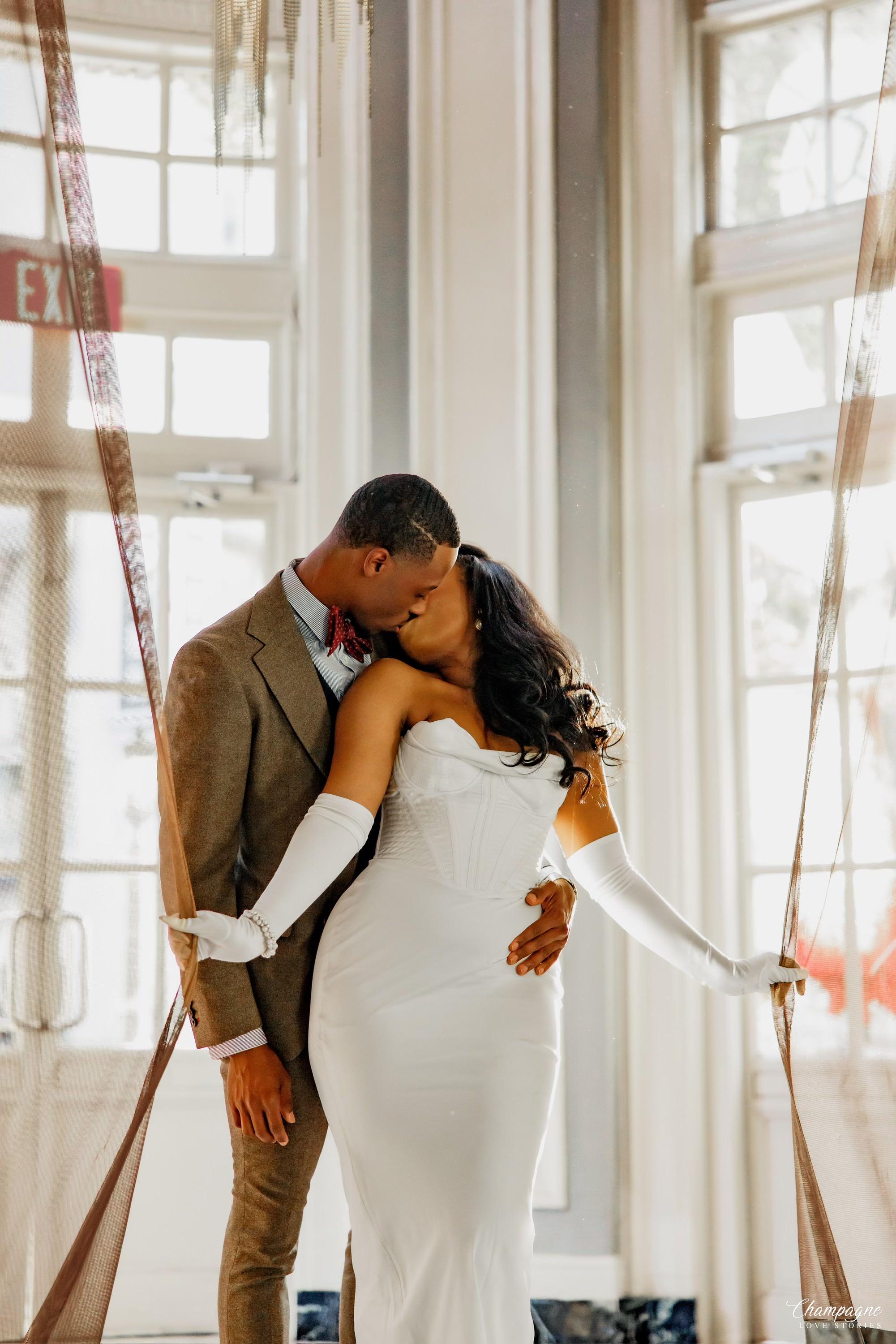 The Wedding Website of Shakeria Hayes and Aaron Dixon
