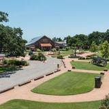 Henkel Square Market