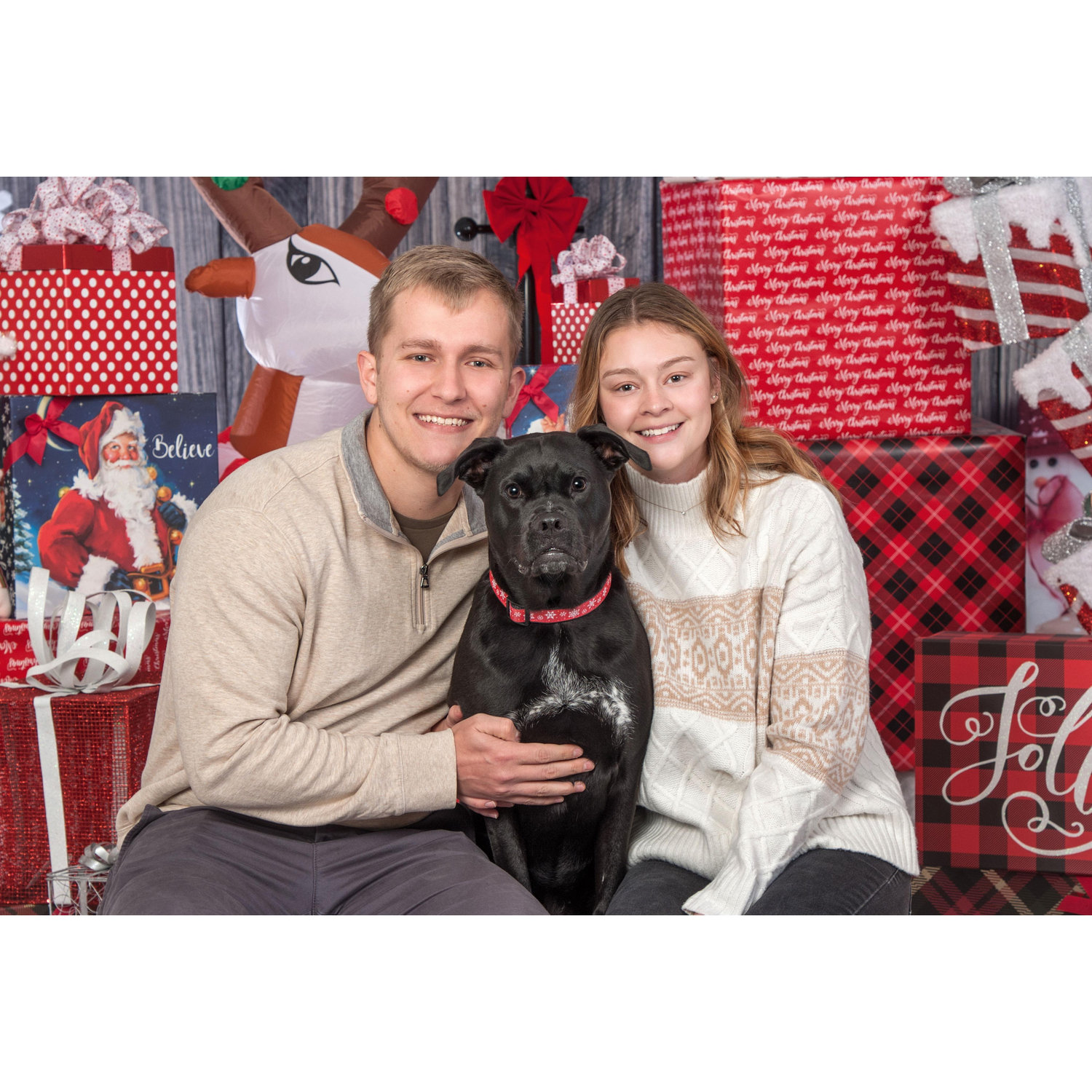 A Family Christmas photo 2023