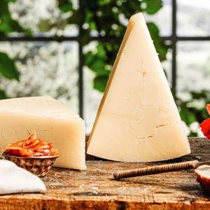 Day Trip to the Place Where They Make Kate's Favorite Cheese on our Honeymoon