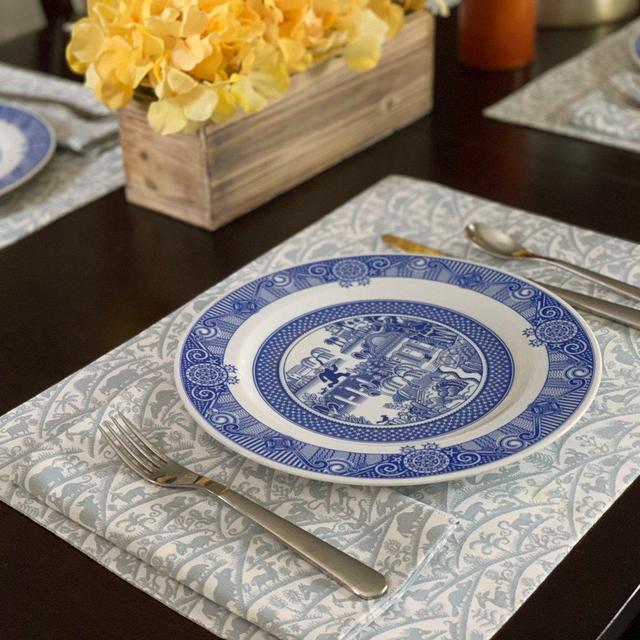 Flora, Fauna, & Aliens Kitchen Textiles