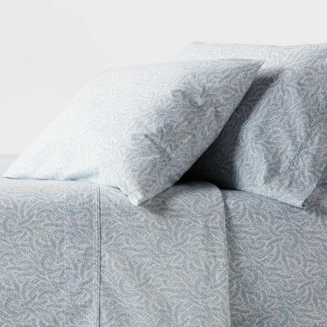King 250 Thread Count Organic Percale Sheet Set Blue Floral - Threshold™