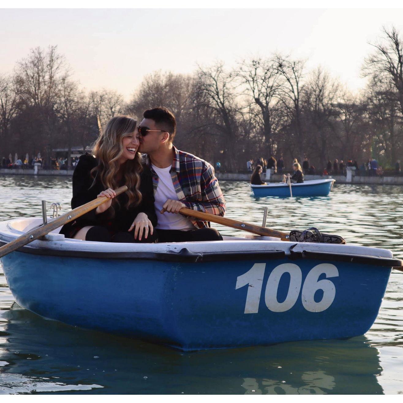 2/14/20 in Parque Retiro, Madrid - Phil wrote Kayt a book and asked her to be his girlfriend