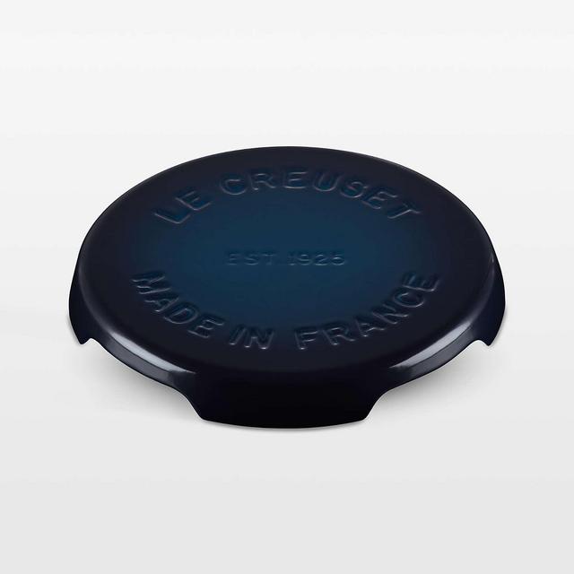 Le Creuset ® Nuit Enameled Cast Iron Signature Trivet