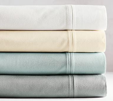 700-Thread-Count Sheet Set