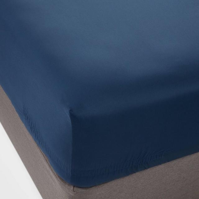California King 400 Thread Count Performance Fitted Sheet Metallic Blue - Threshold™