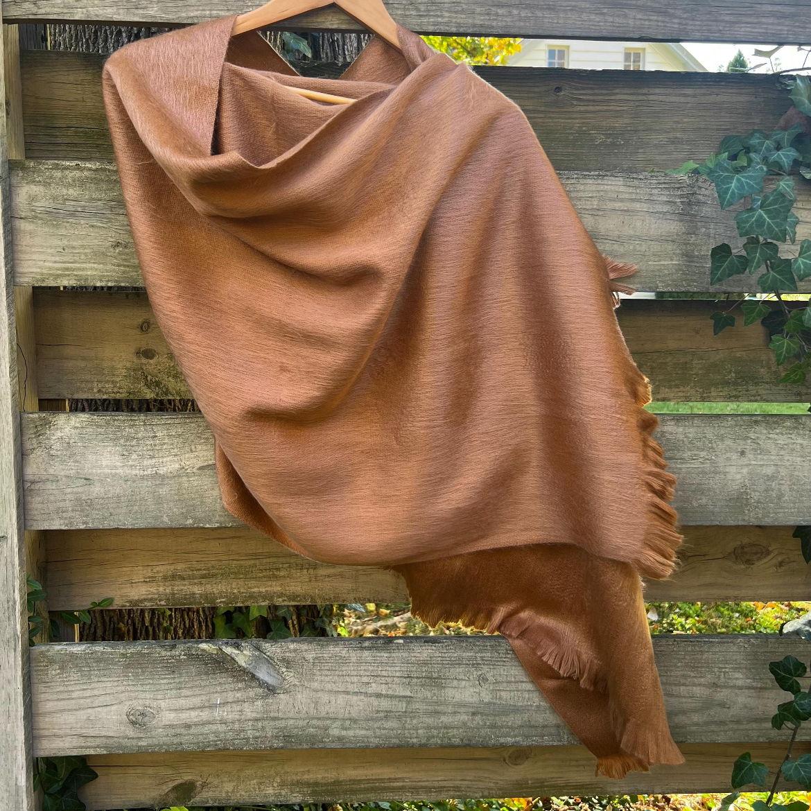 Wrap for all ladies in the wedding party.