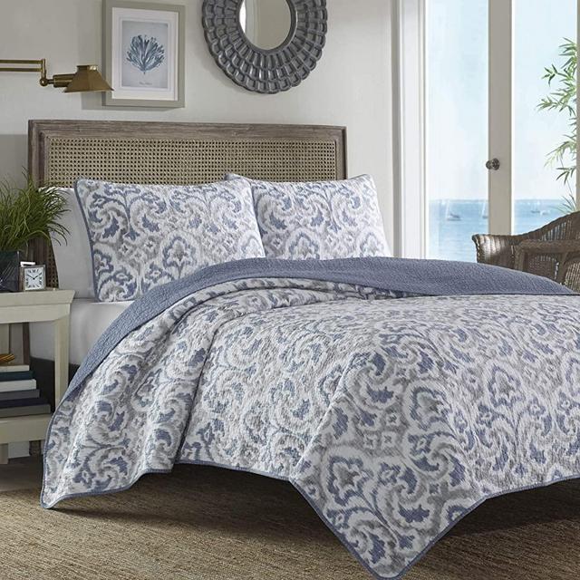 Tommy Bahama Cape Verde Collection 100% Cotton Reversible & Light-Weight Quilt Bedspread with Matching Shams, 3-Piece Bedding Set, Pre-Washed for Extra Comfort, King, Smoke
