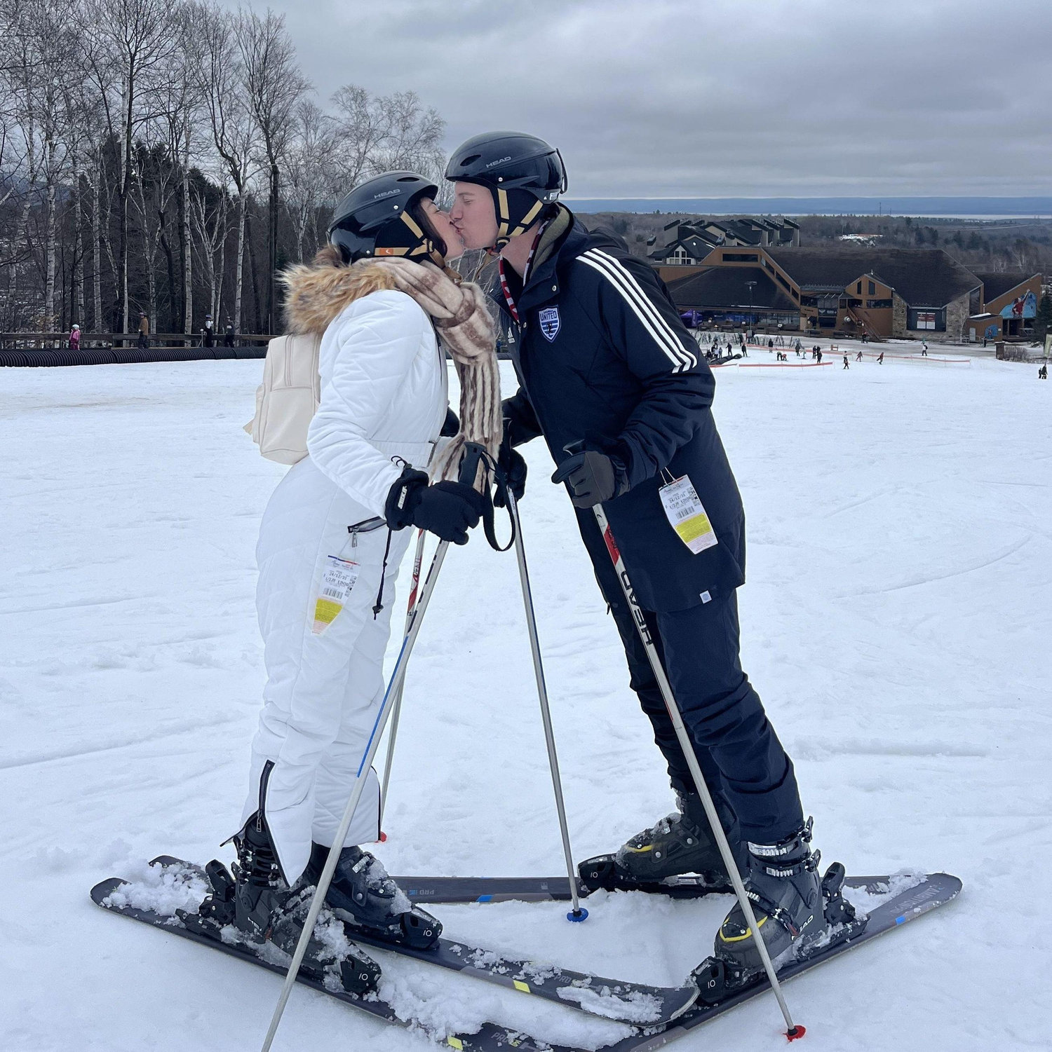A throwback to our trip to Quebec City and Carson's first time skiing!