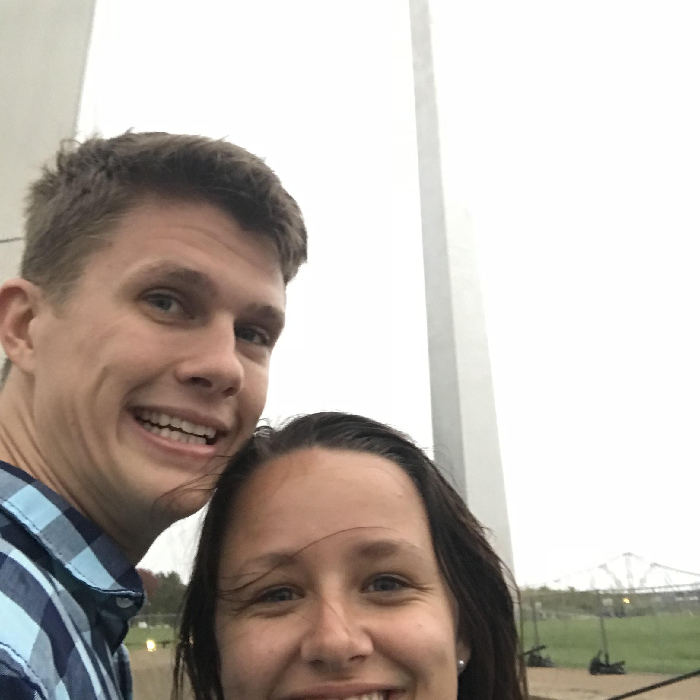 Drake's first time at the St. Louis Arch