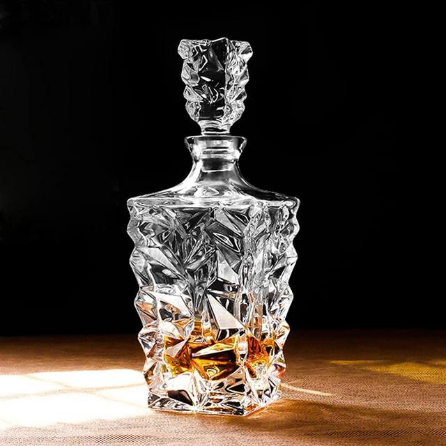 Glass Decanter with Airtight Geometric Stopper - Whiskey Decanter for Wine, Bourbon, Brandy, Liquor, Juice, Water, Mouthwash. Italian Lead-Free Glass (750ml/Glacier)