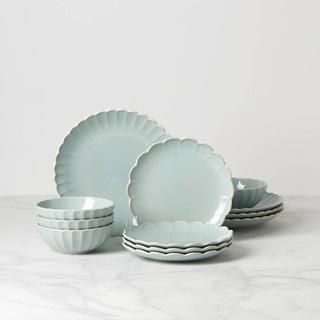 French Perle Scallop 12-Piece Dinnerware Set, Service for 4