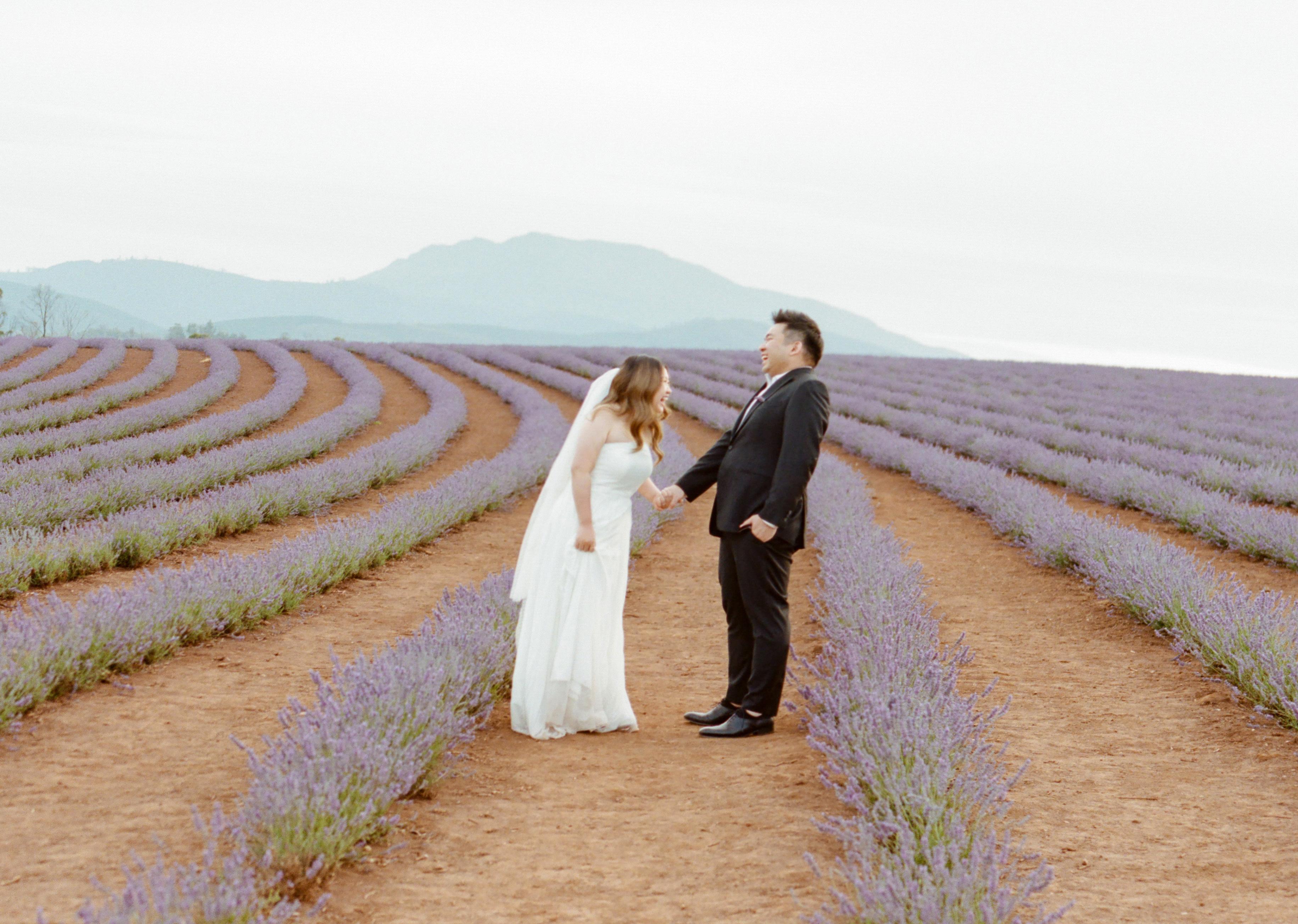 The Wedding Website of Eka Sugiarto and Tania Kusmuljadi