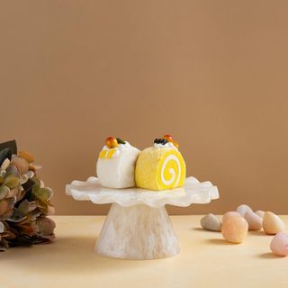 Resin Small Cake Stand