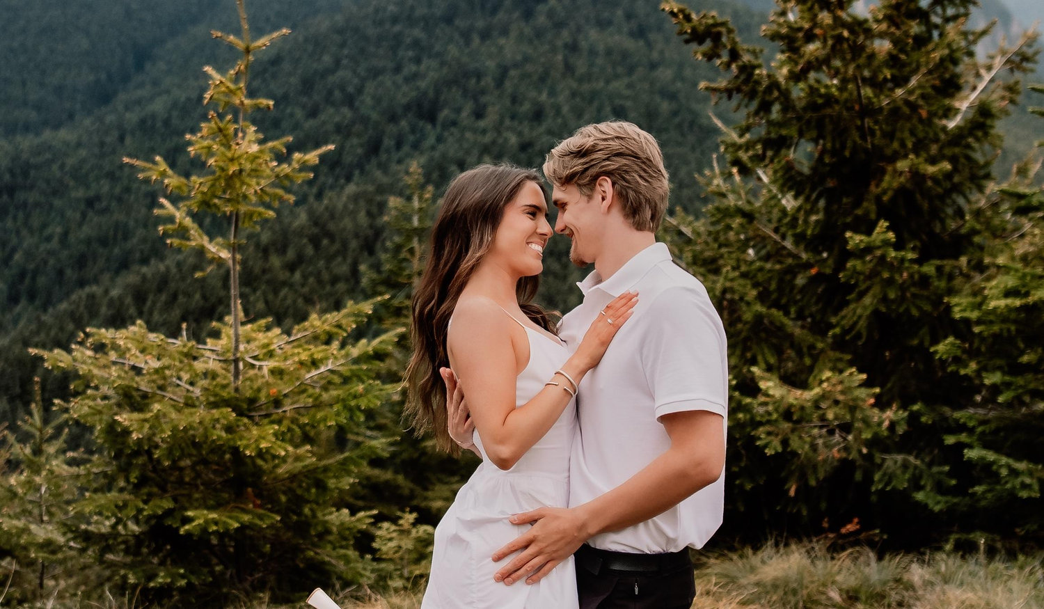 The Wedding Website of Sarah Ronchetti and Avery Gratwicke