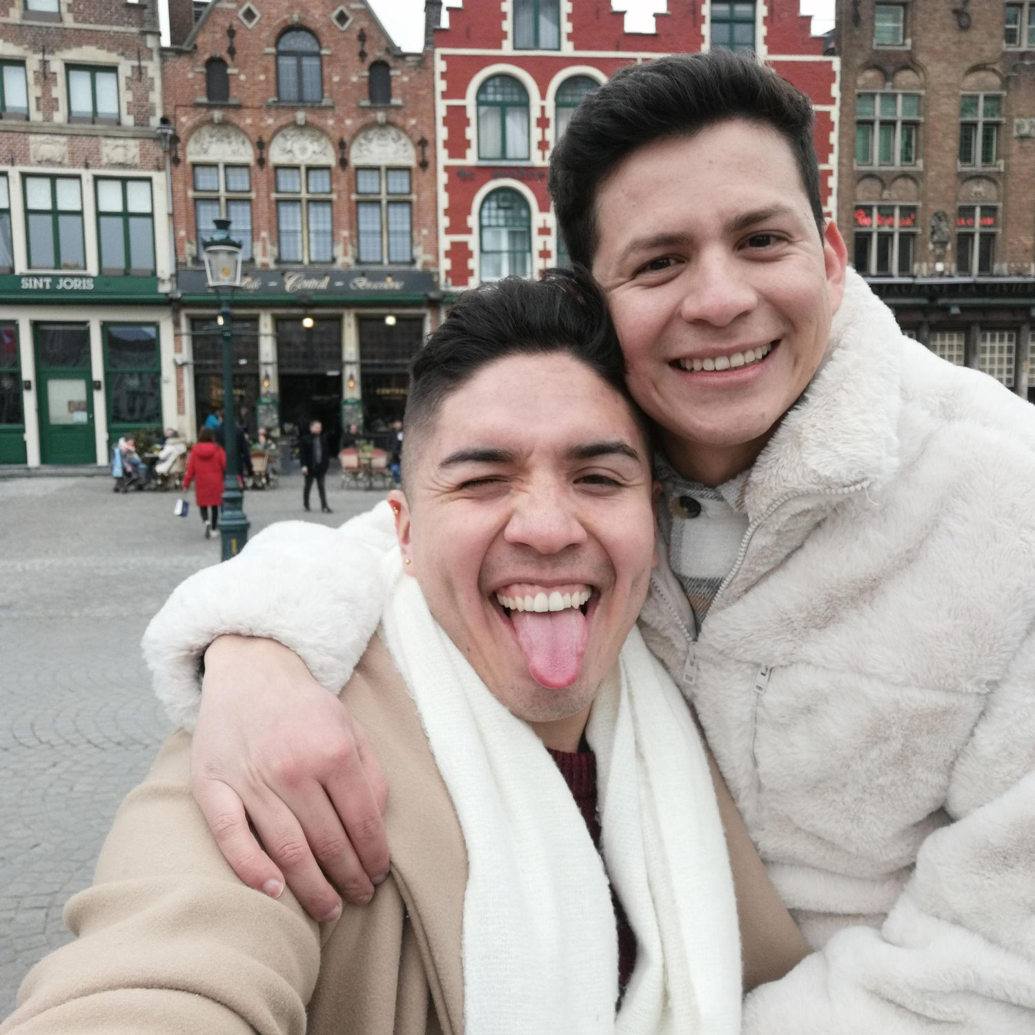 Desde 2022, tenemos la costumbre de viajar para San Valentín todos los años. 

Bruselas.