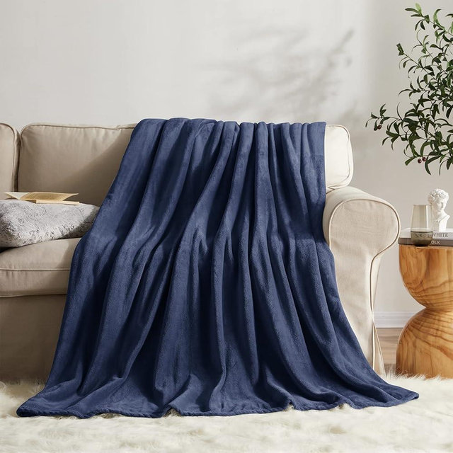 KMUSET Fleece Blanket Navy Queen Size Lightweight Cozy Plush Microfiber Solid Bed Blanket Factory Shop