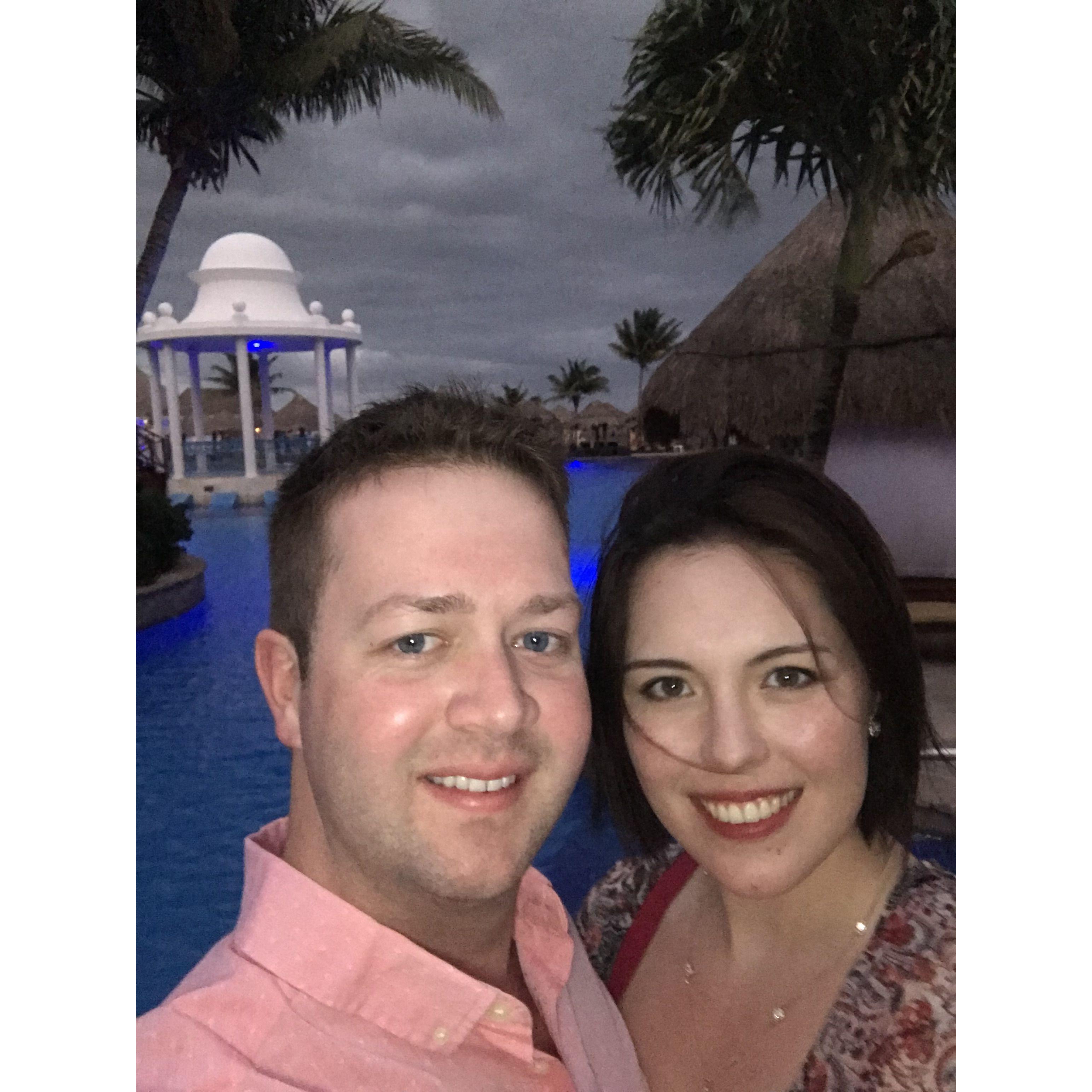 Mike made this picture of us in Mexico into a 500 piece puzzle!
