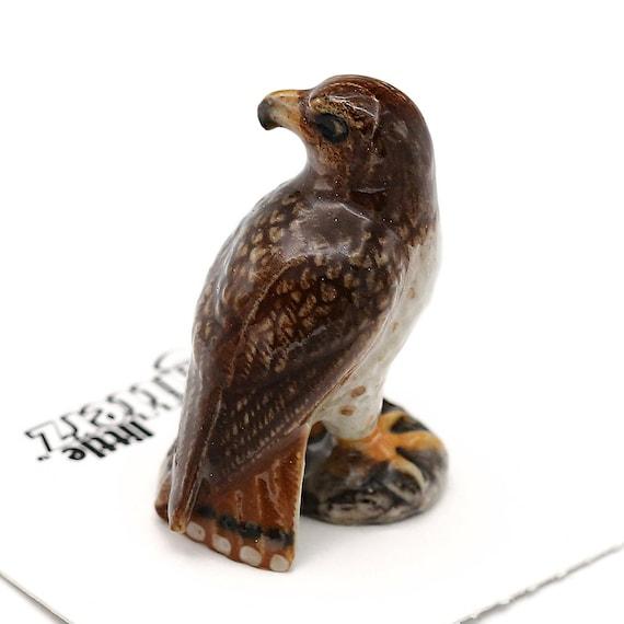 Little Critterz Red Tail Hawk "Buteo" - miniature porcelain figurine