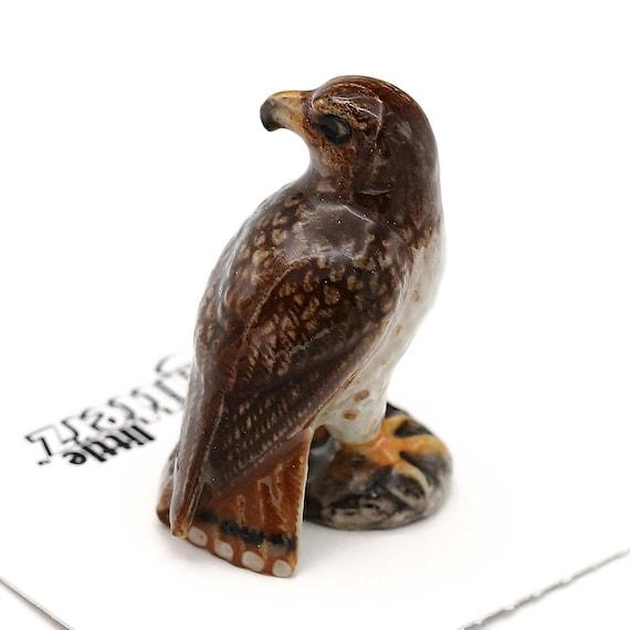 Little Critterz Red Tail Hawk "Buteo" - miniature porcelain figurine