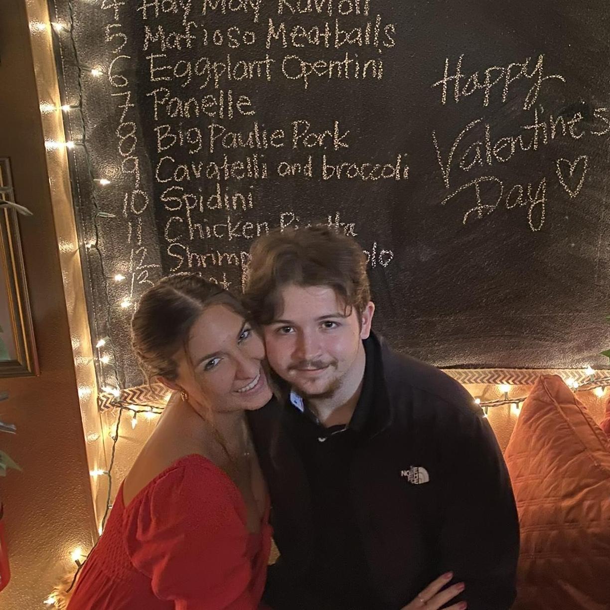 02-14-2022
Valentine's Day is a great way to embrace love; one great addition is the romantic dinner spots! No matter the day, the couple always enjoys a great date night out!