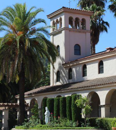 The Wedding Website of Laura Fuentes and Hector Saldivar