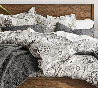 King Jacquelyn Medallion Cotton Duvet Cover