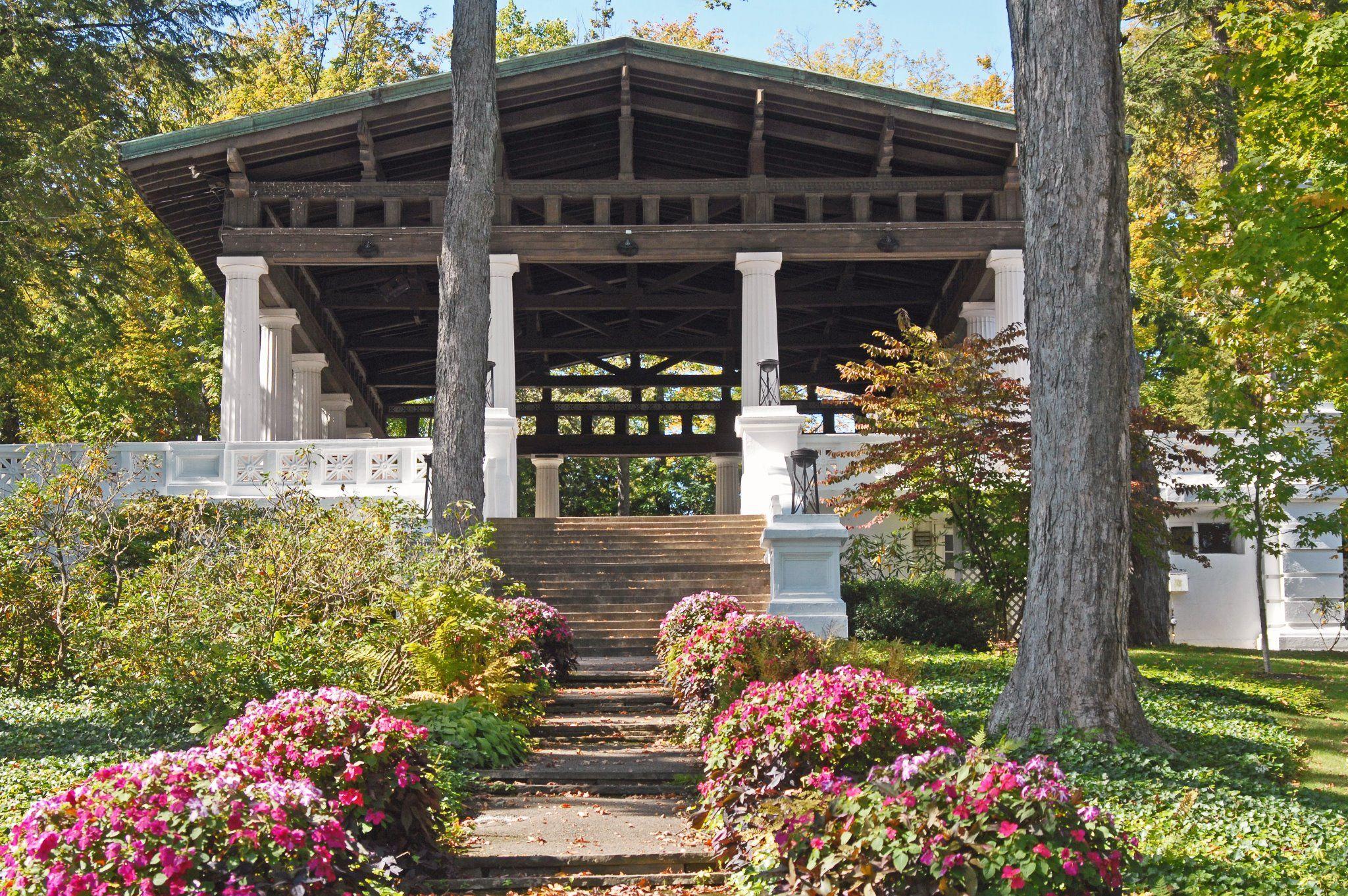 The Wedding Website of Melissa Moran and Daniel Brownell
