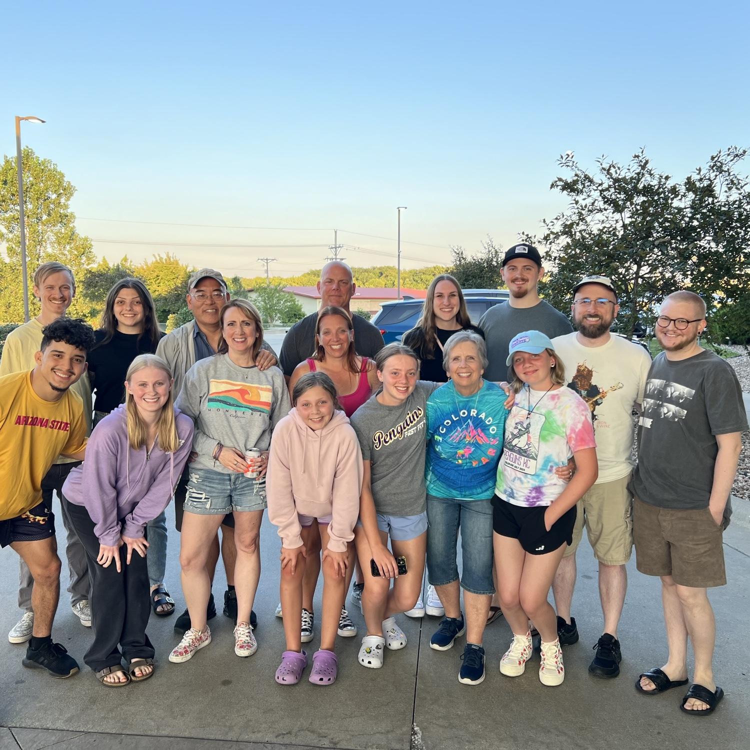 Cody’s moms side of family during reunion in Kansas 2024