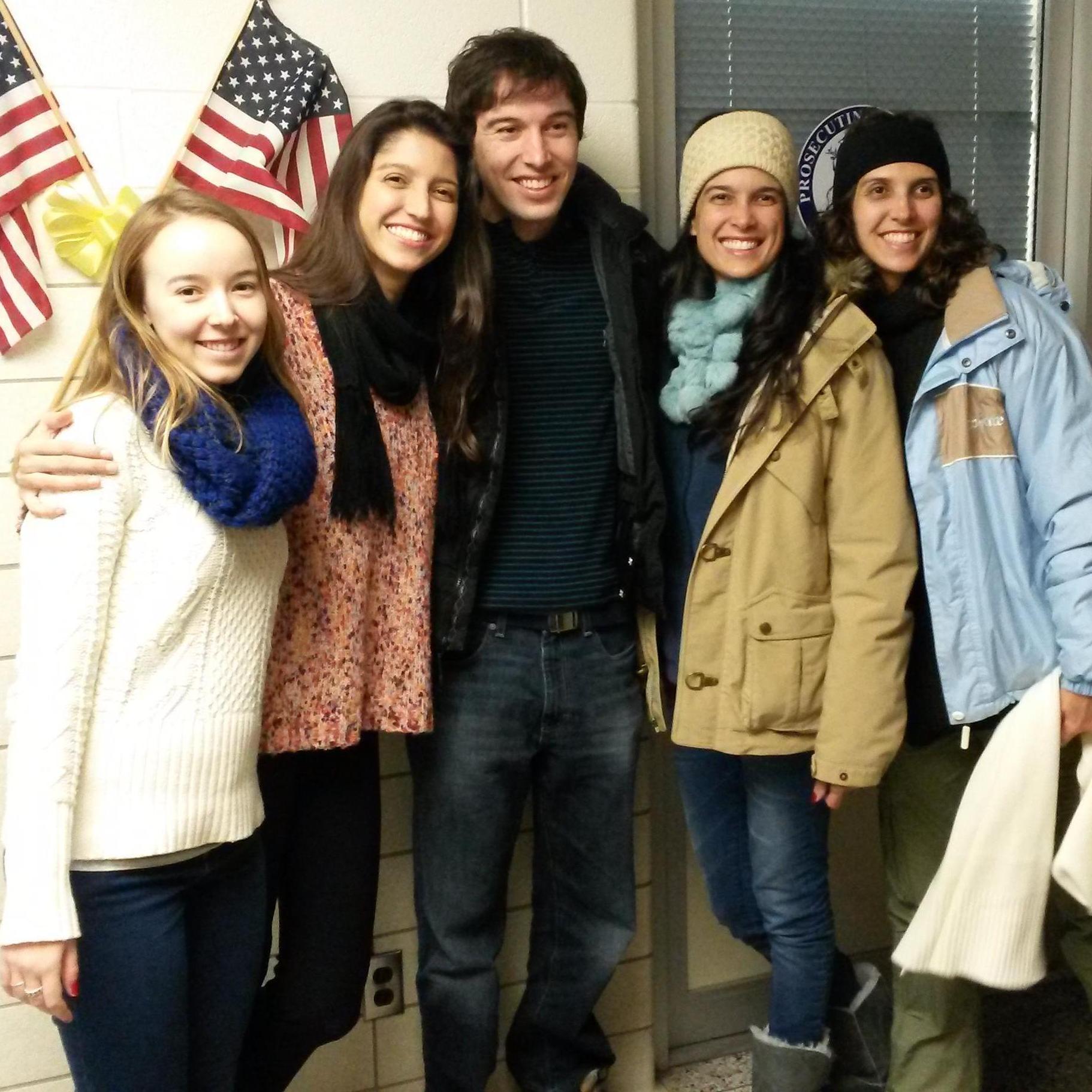 Oficializando em Bad Axe, Michigan, em 2014, com algumas de nossas madrinhas!