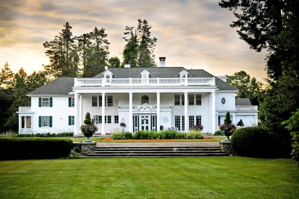 The Wedding Website of Charles Stevenson and Ashley Surette
